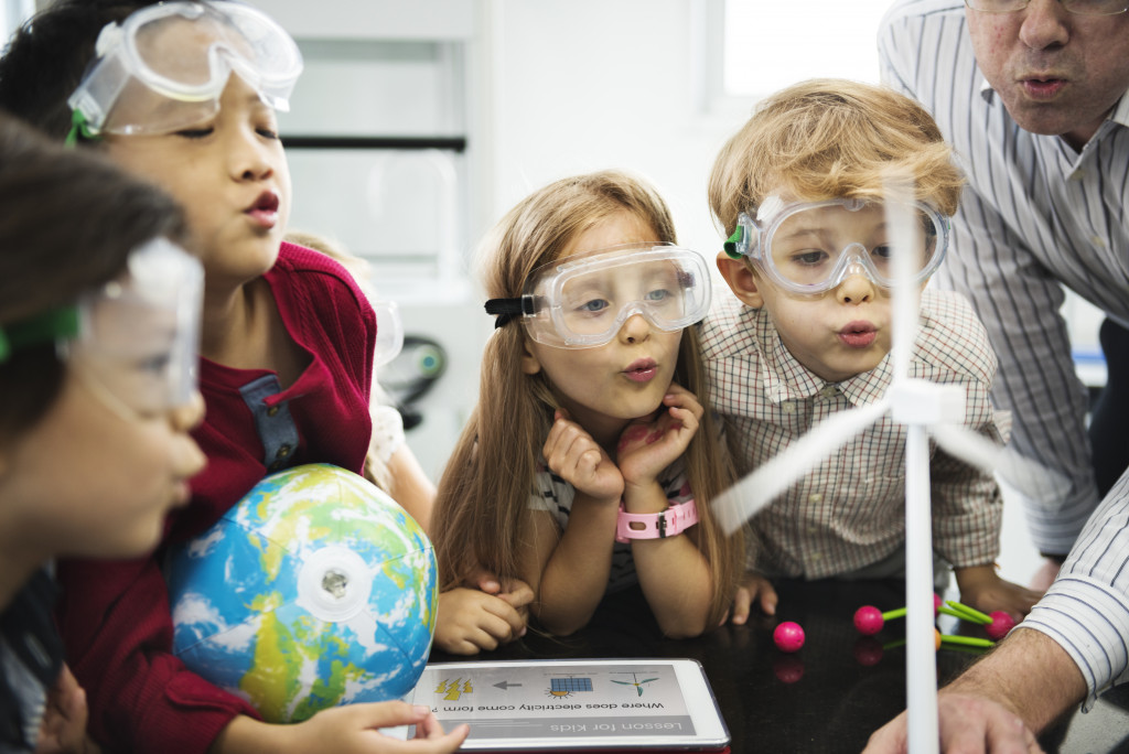 Kids learning science